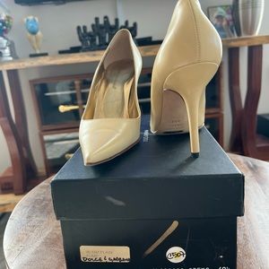 Dole & Gabbana leather pumps